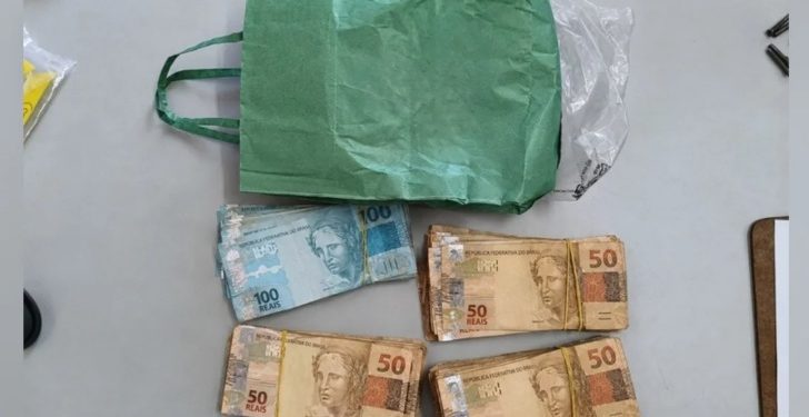 PF apreende mais de R$ 27 mil com passageiro que voaria de Manaus para Borba