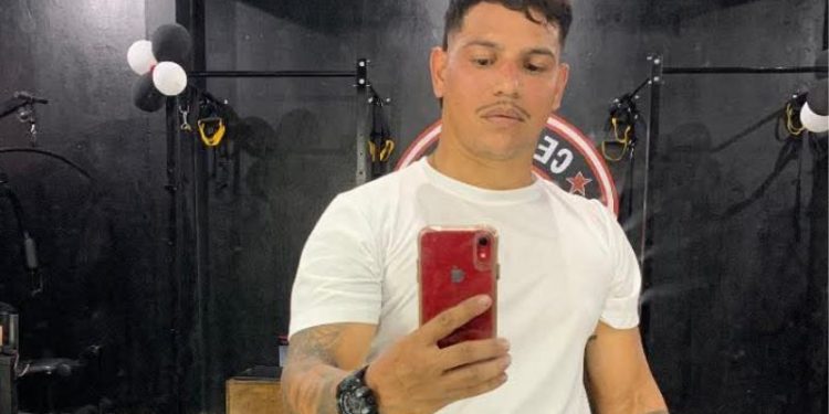 Mãe de pintor automotivo ex3cutad0 em Manaus diz que ele é inocente: ‘Não devia ninguém’