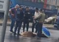 Motoqueiro é arremessad0 após colisã0 com carro na Autaz Mirim