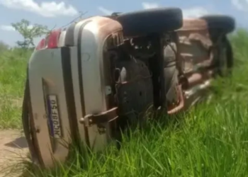 Policial e servidora da Justiça Eleitoral ficam f3rid@s em ac1dente com transporte de urnas em Lábrea