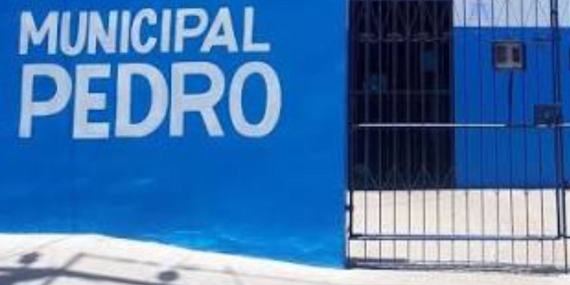 Fumaça de queimadas suspende aulas da rede municipal de Manaus nesta terça-feira (13)