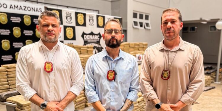 SSP-AM homenageia delegados da PC-AM por trabalho no combate à criminalidade