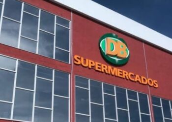 Supermercados DB é condenado a pagar R$ 650 mil após venda de alimentos vencidos e carne imprópria em Manaus