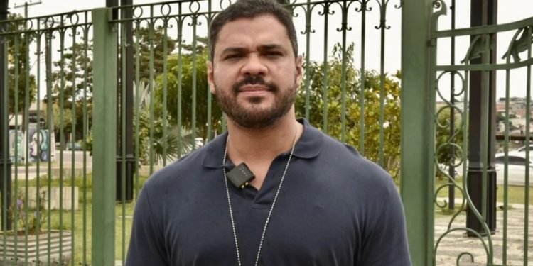 PC transfere delegado para outra delegacia em Manaus, mas Justiça barra mudança por falta de justificativa