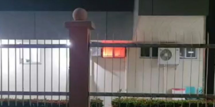 Vídeos: Princípio de incêndio atinge hospital de Manicoré e atendimentos são afetados